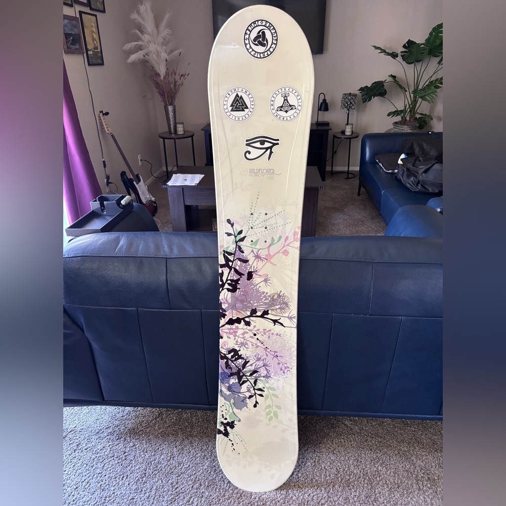 Morrow Wildflower 148 Snowboard